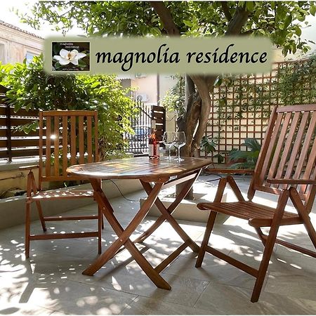 Magnolia Residence Mytilíni Екстериор снимка