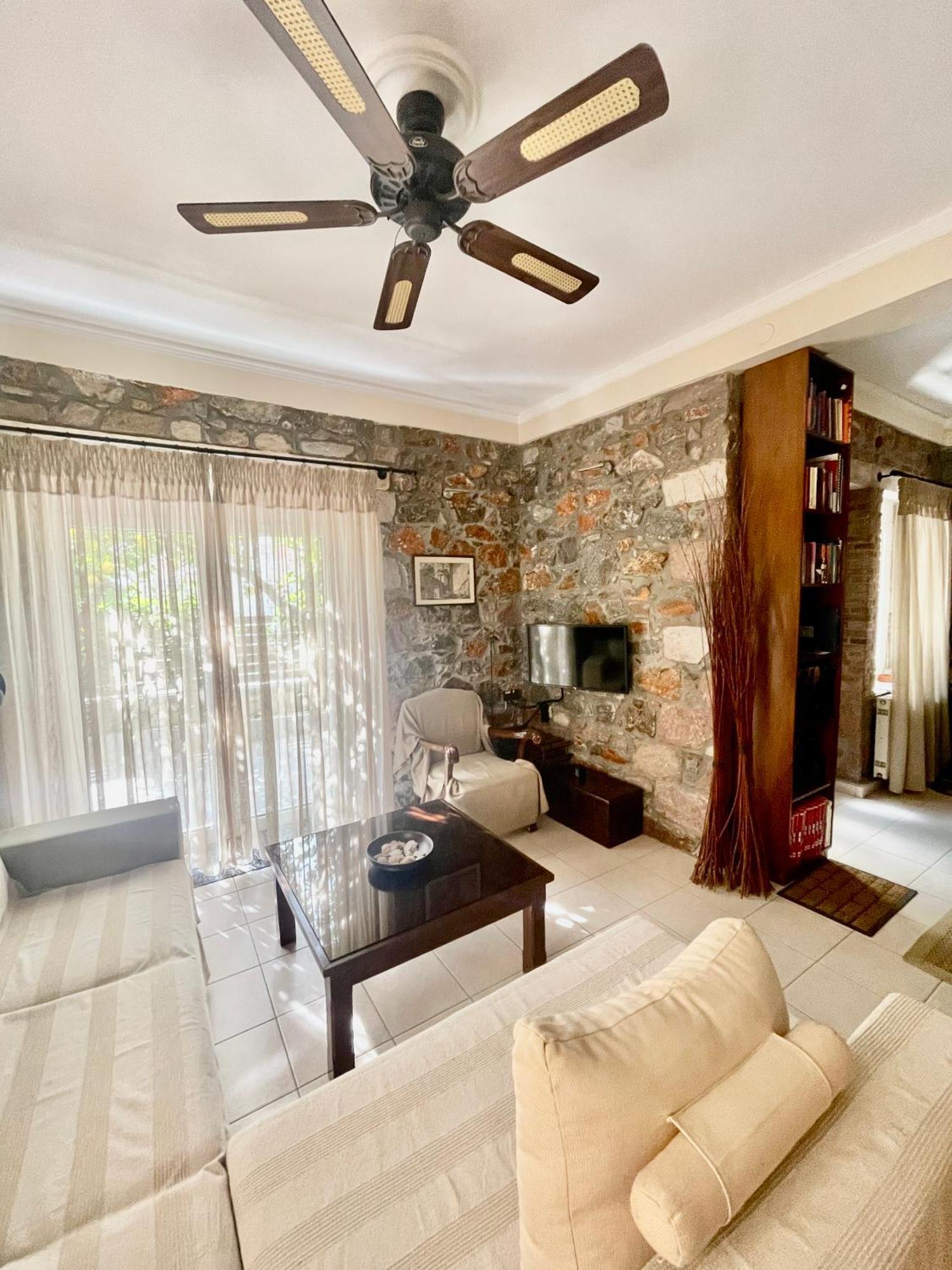 Magnolia Residence Mytilíni Екстериор снимка